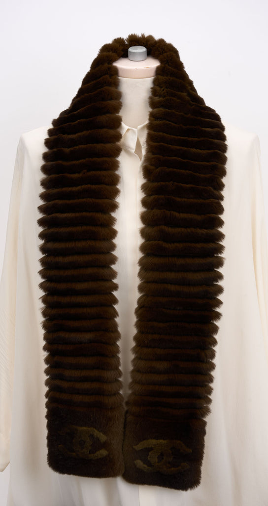 Chanel Cincilla Orylag Fur CC Scarf
