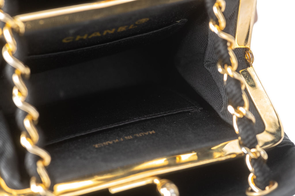 Chanel Vintage Black Chain Shoulder Bag