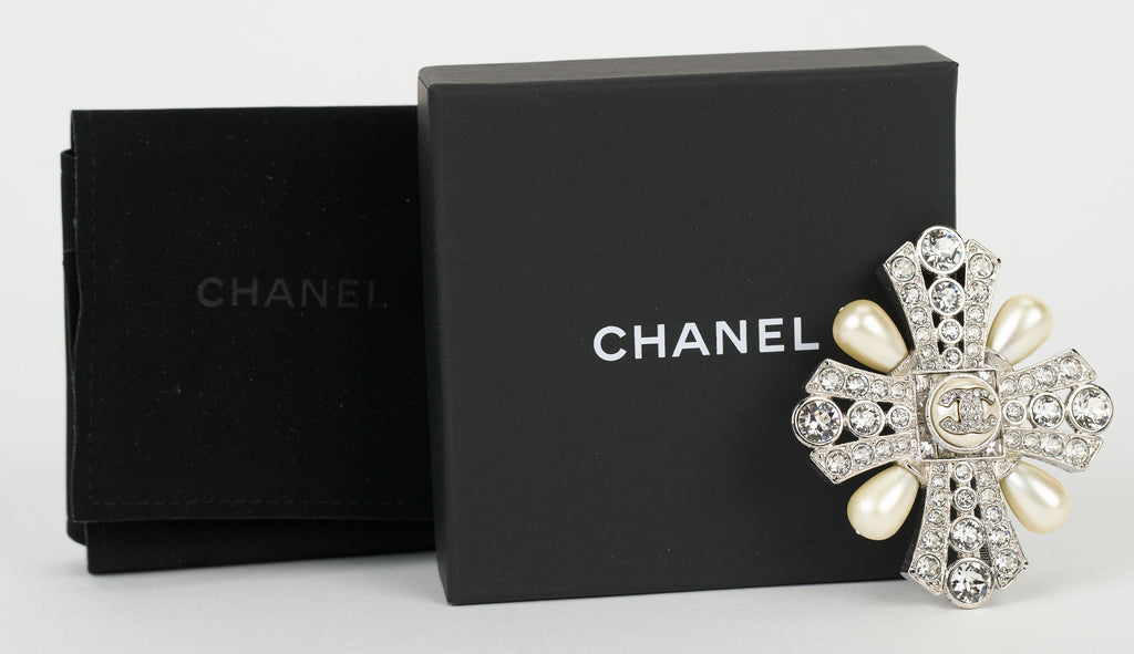 Chanel Faux Pearl & Strass CC Brooch