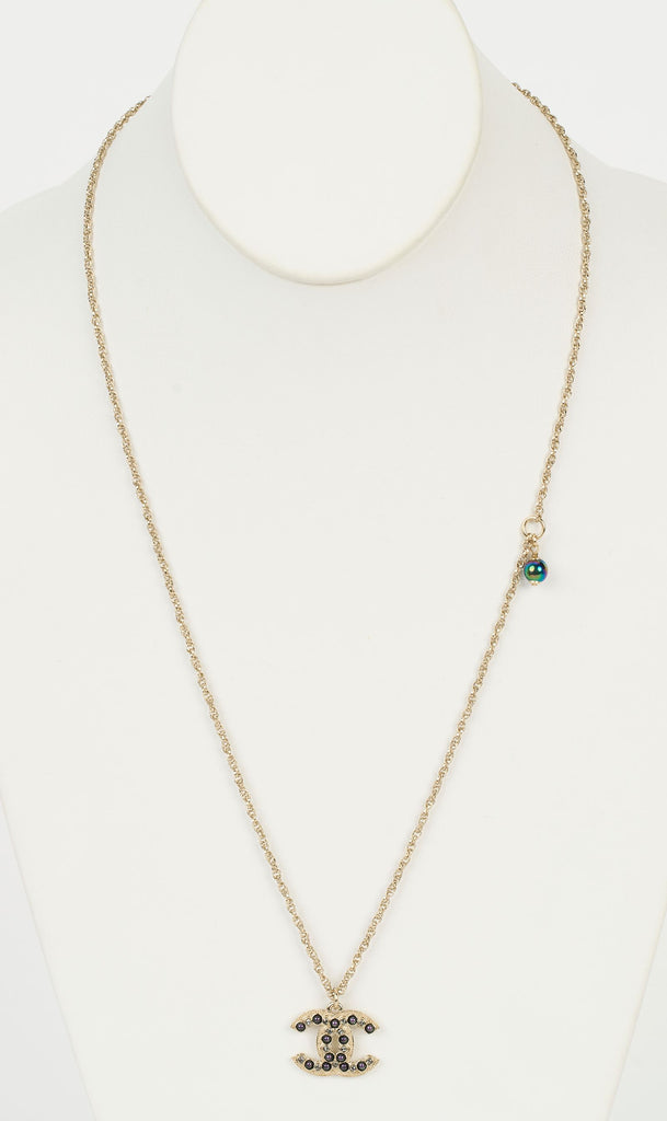 Chanel NIB Gold CC Pendant Necklace