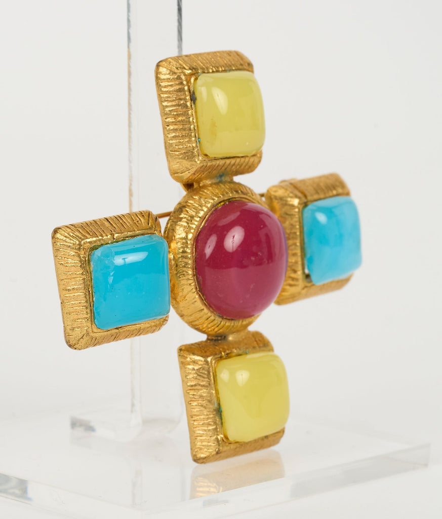 Chanel 70s Gripoix Cross Pin/Pendant