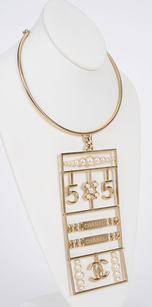 Chanel Massive Pendant Chocker New W Box