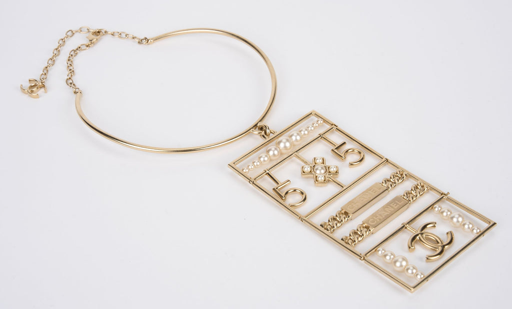 Chanel Massive Pendant Chocker New W Box