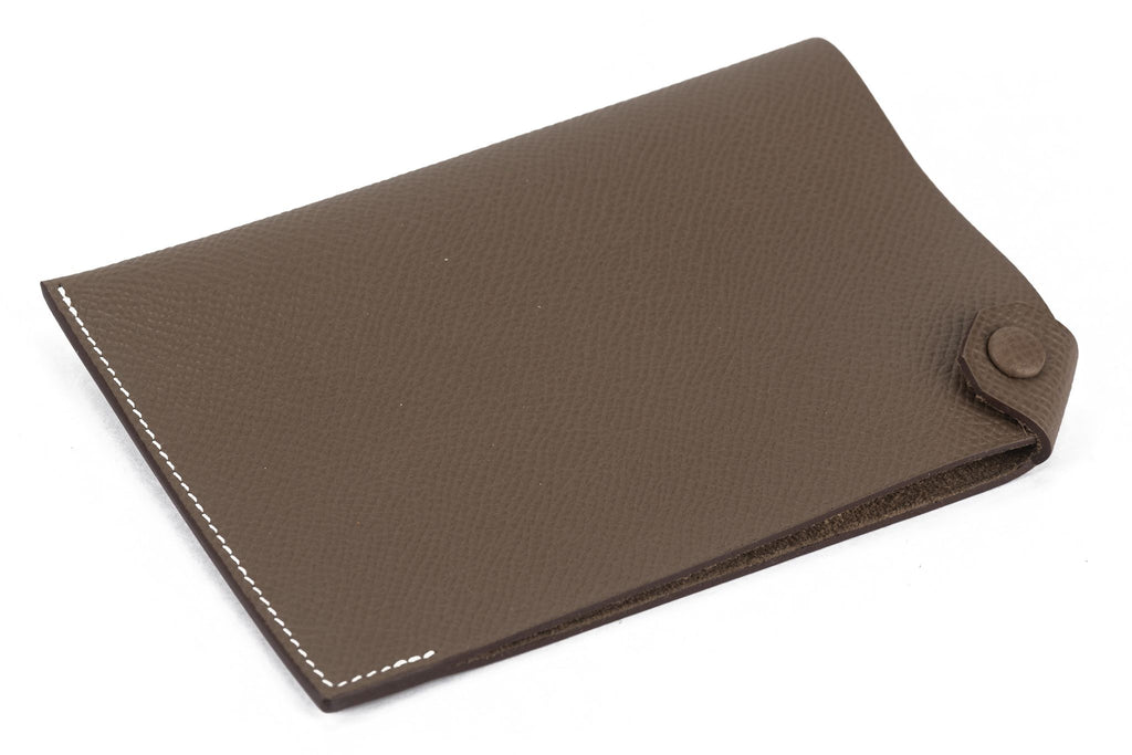 Hermès New Etoupe Epsom Passport Holder