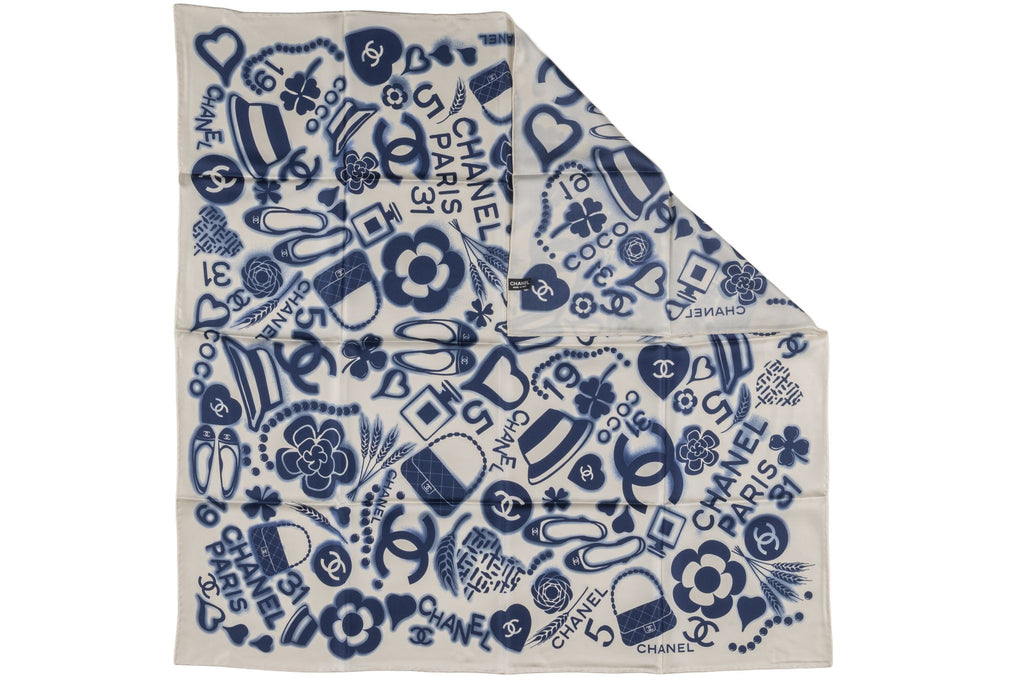 Chanel Foulard Blanco Azul Scarf New