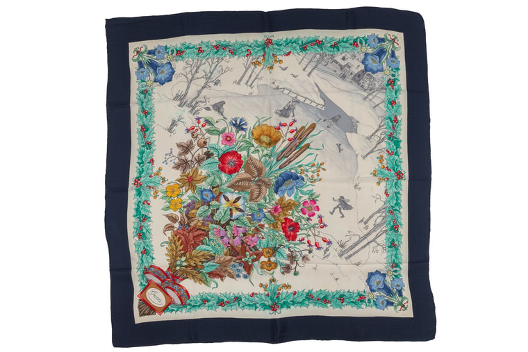 Gucci Winter Wonderland Accornero Scarf