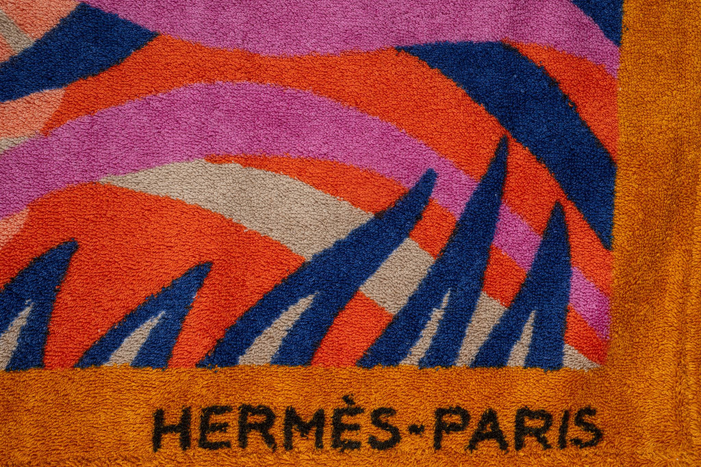 Hermès Tigre a l'Ananas Beach Towel