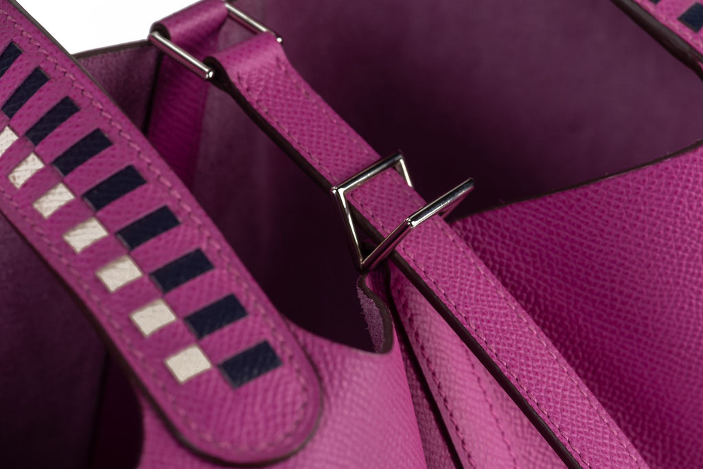 Hermès Tressage De Cuir Picotin Lock 22