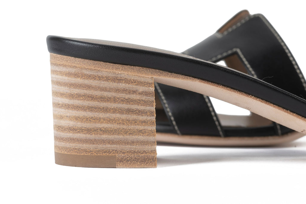 Hermès New Oasis Sandal Black 37.5