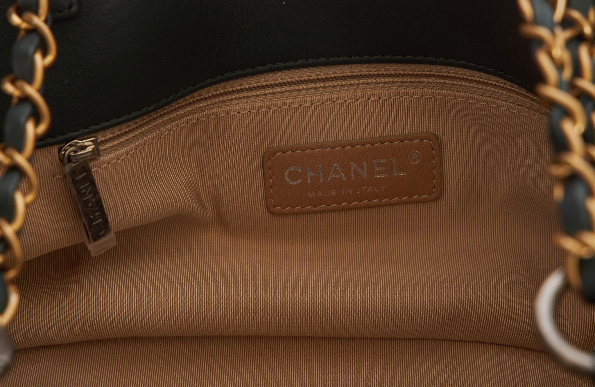 Chanel Forest Green 2-Tone Handbag - Vintage Lux