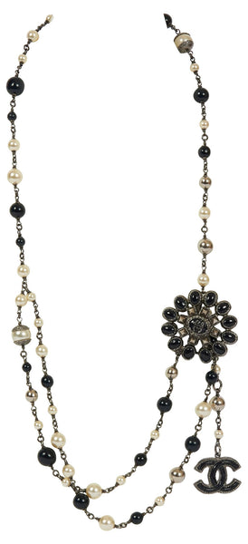 Chanel CC Paint Splatter Faux Pearl Gold Tone Layered Necklace