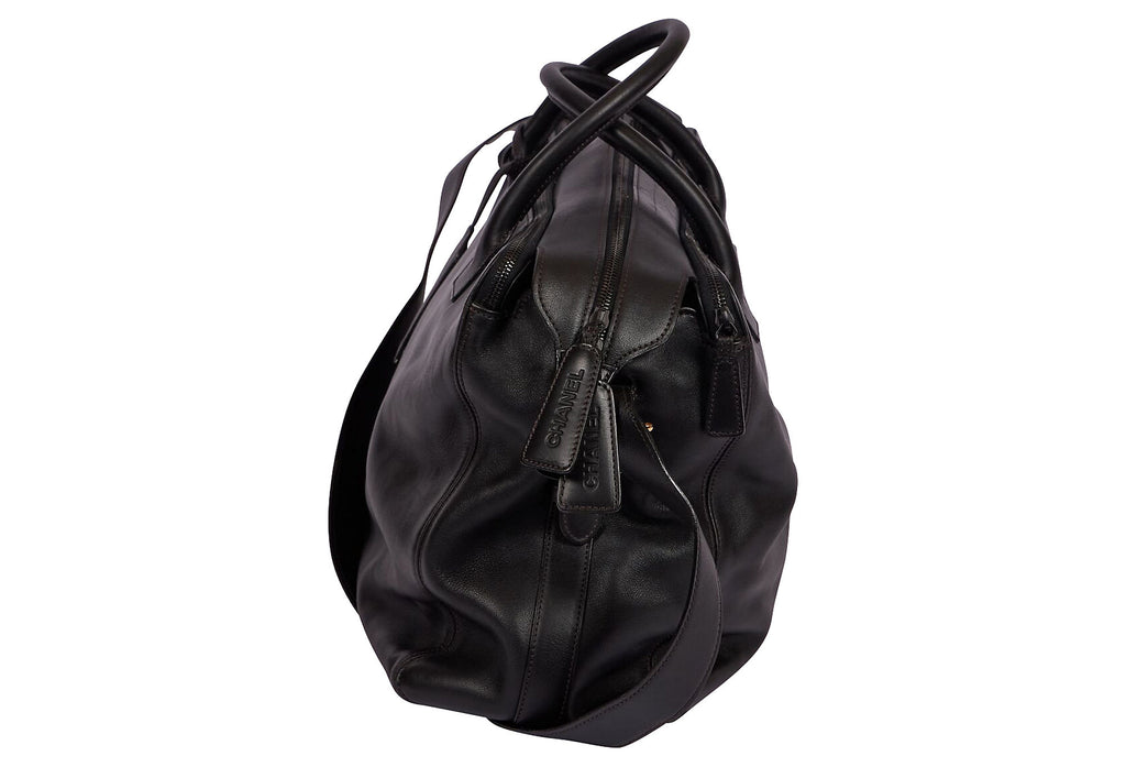 Chanel '90s Black Lambskin Unisex Bag