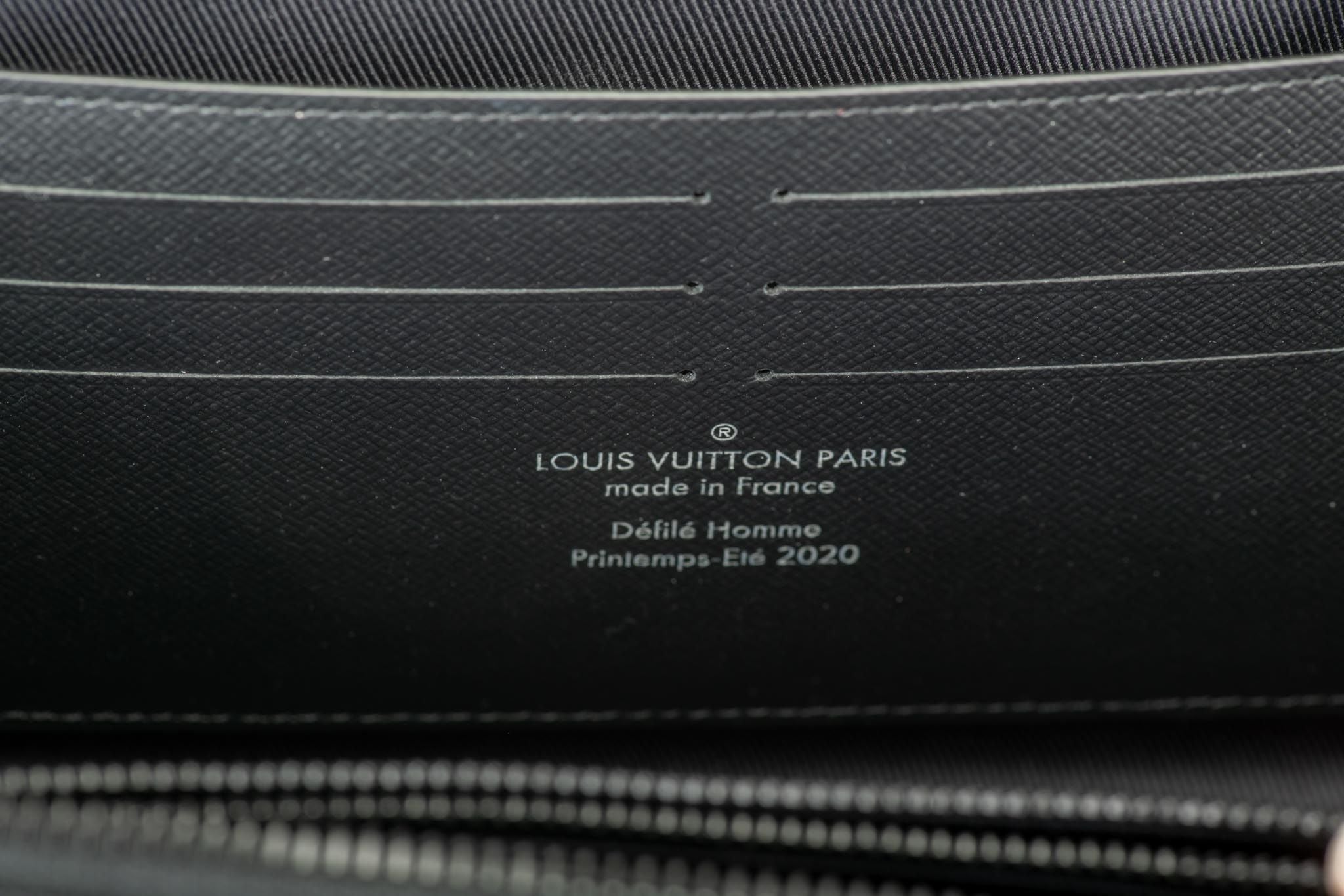Louis Vuitton Monogram Clutch Box 2020 Ss, Brown