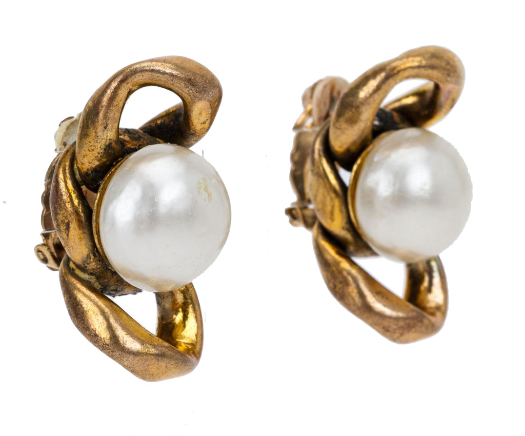Chanel 70s Pearl Chain Clip Earrings