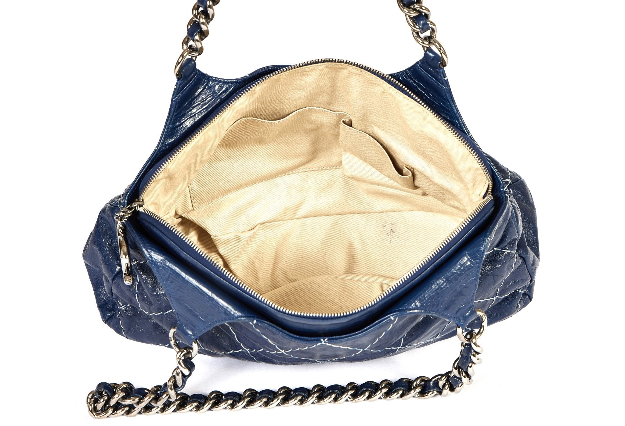 Timeless/classique leather crossbody bag Chanel Navy in Leather - 22737743