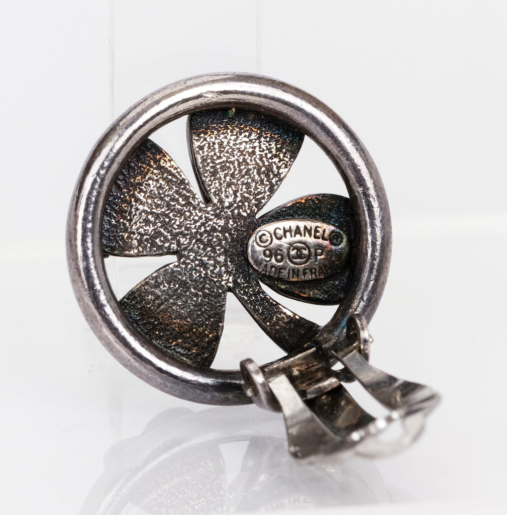 Chanel spring 96 gunmetal clover clip