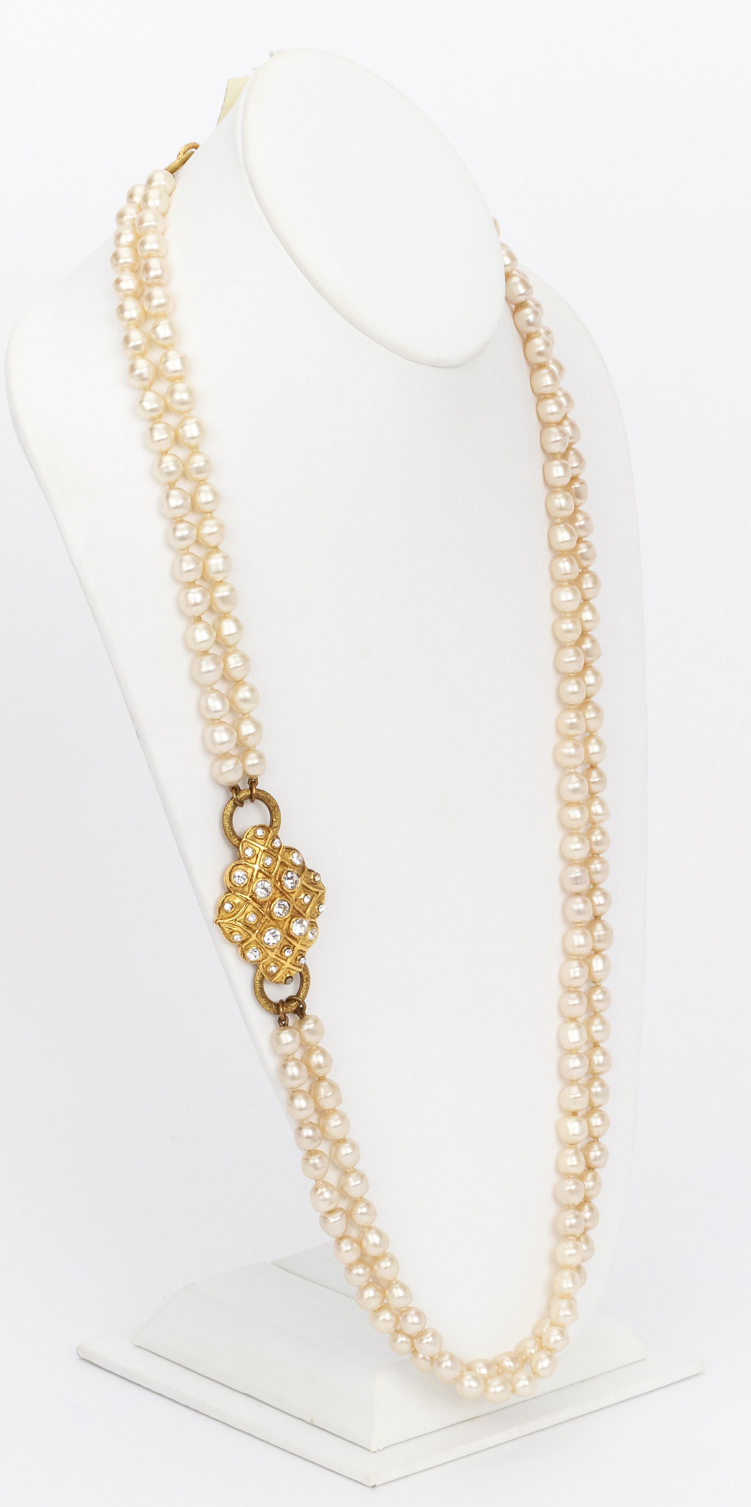 1980s Chanel CC Medallion Pearl Necklace