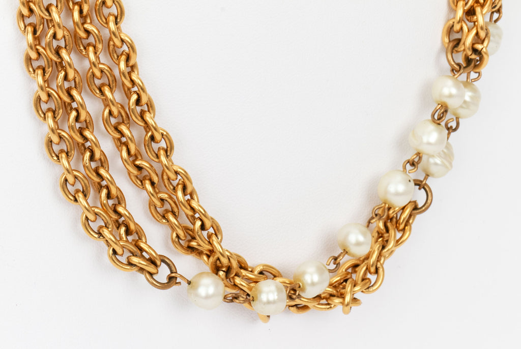 Chanel sautoir gold pearl chain necklace
