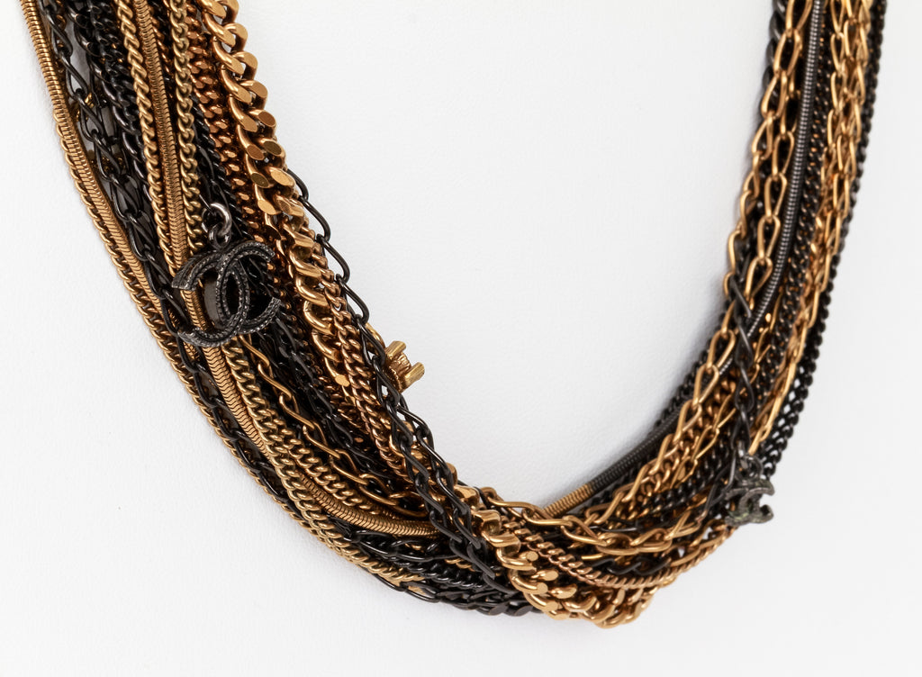 Chanel torsade chain necklace black gold