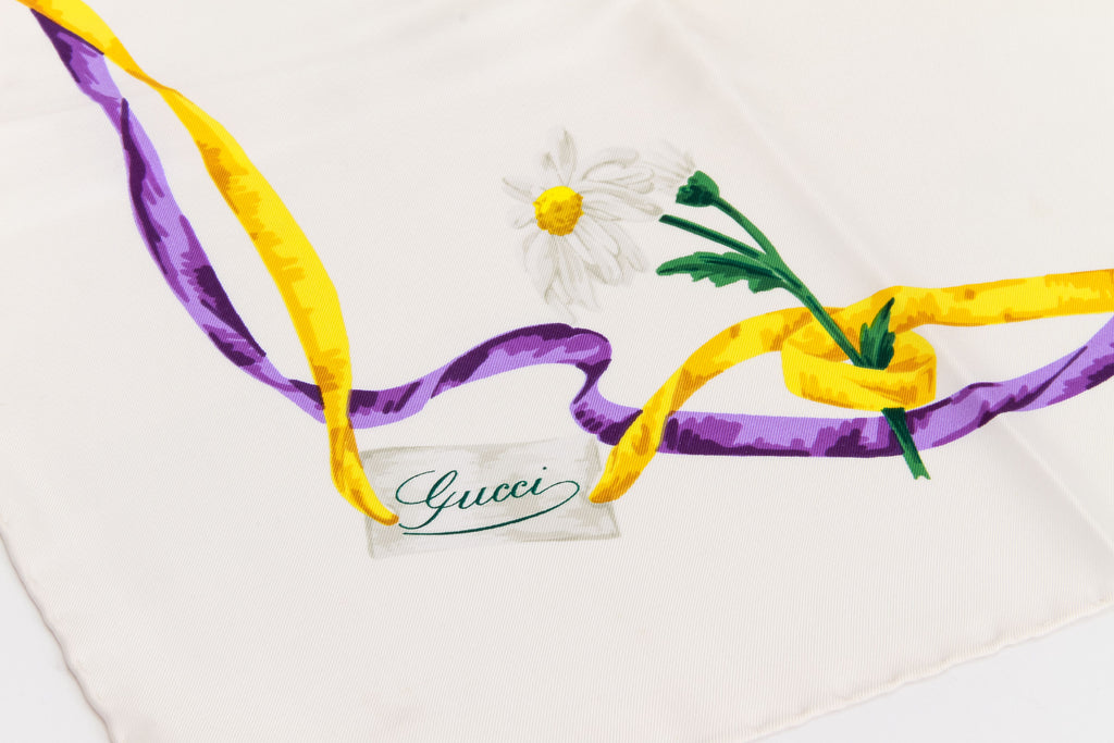 Gucci Vintage White Silk Bouquets Scarf