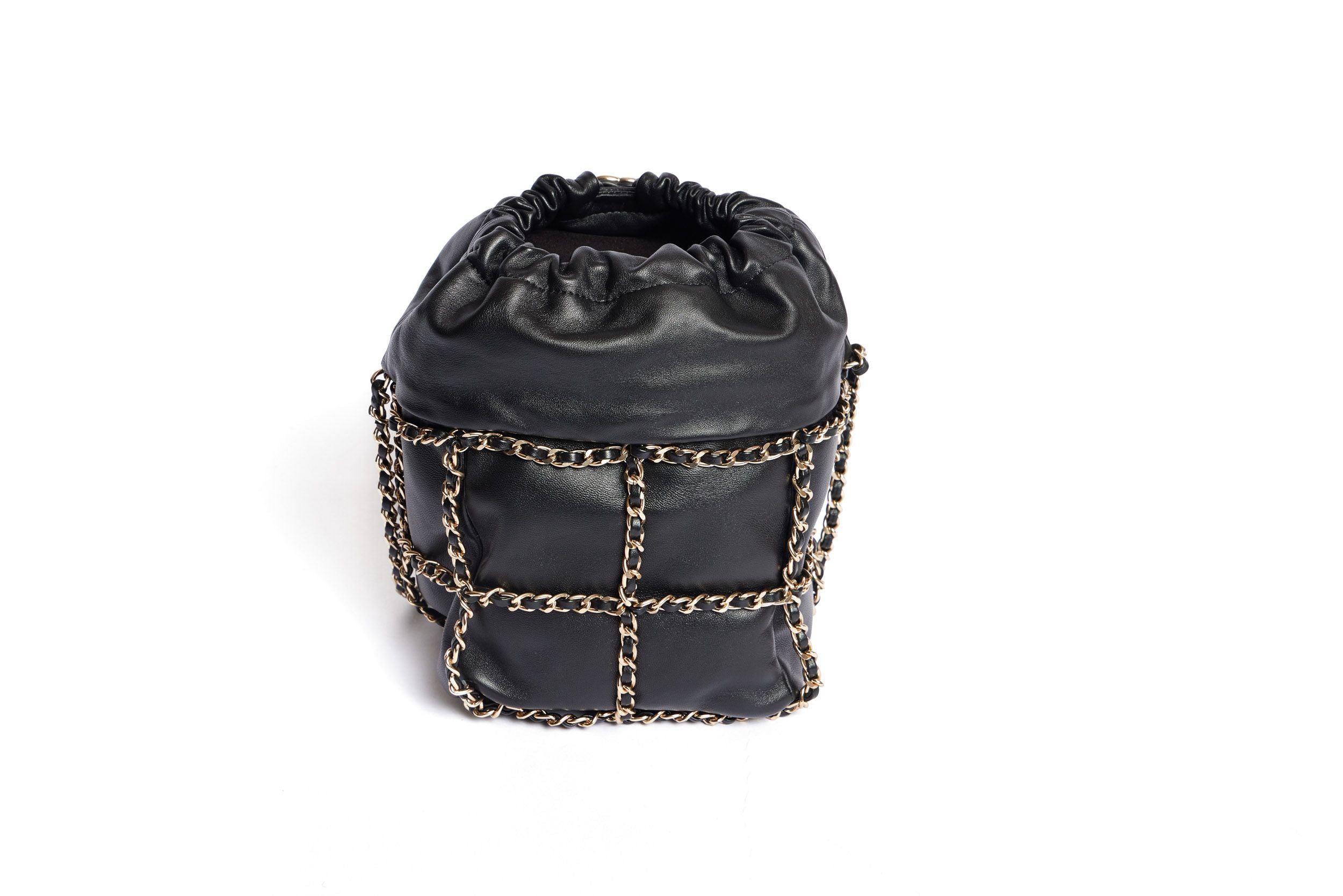 Chanel Drawstring Bucket Lamb Black | SACLÀB