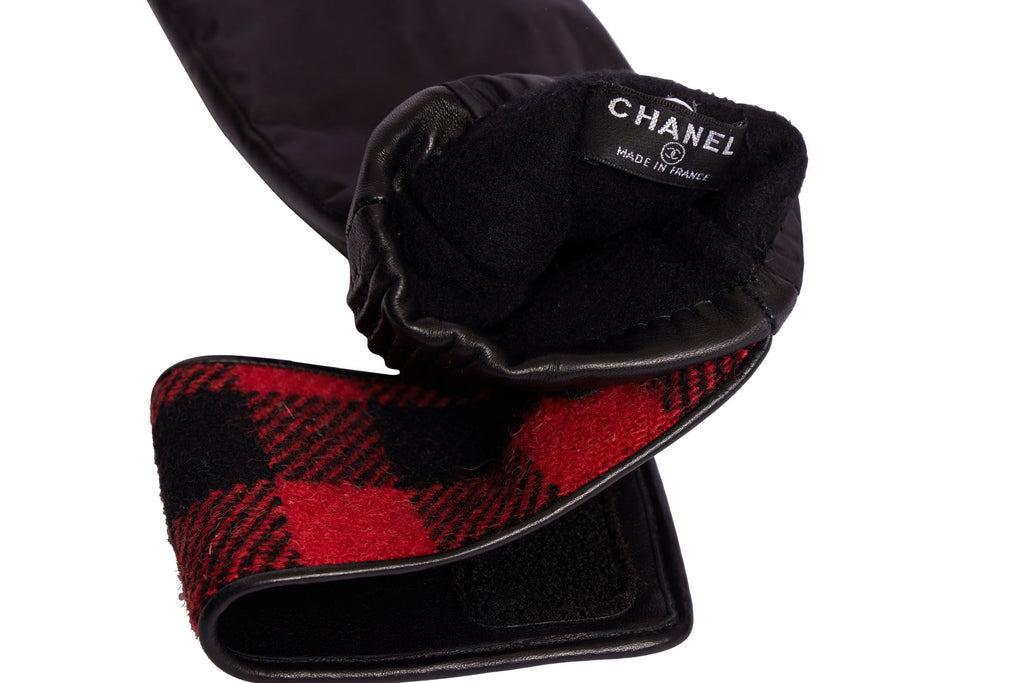 Chanel Red Black Checkers Gloves