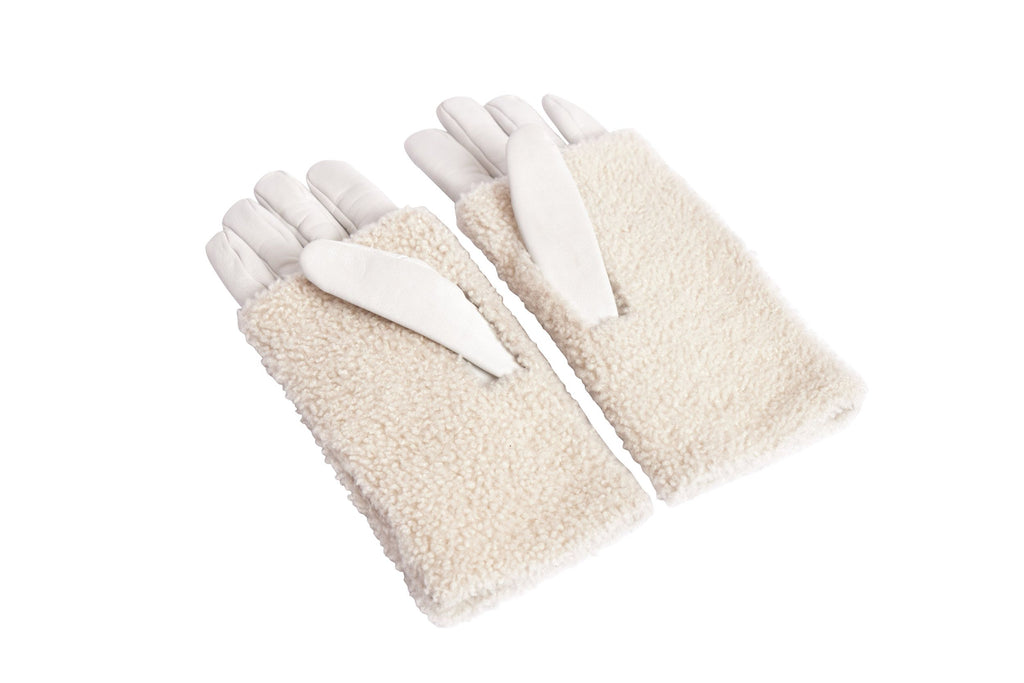 Chanel New Shearling Pearls Gloves