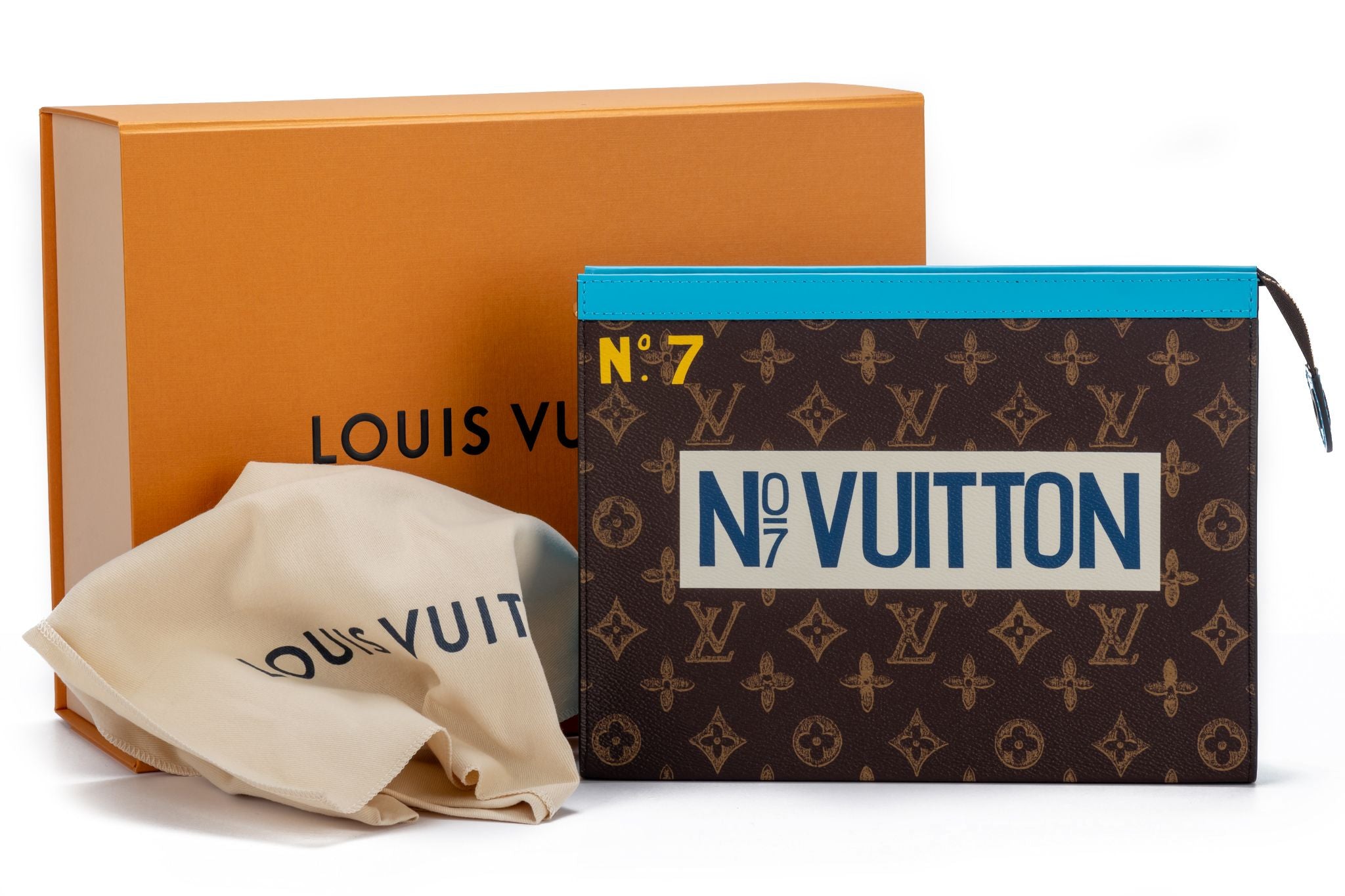 Louis Vuitton Men's 28 Navy Denim Jeans 1222lv31 For Sale at 1stDibs