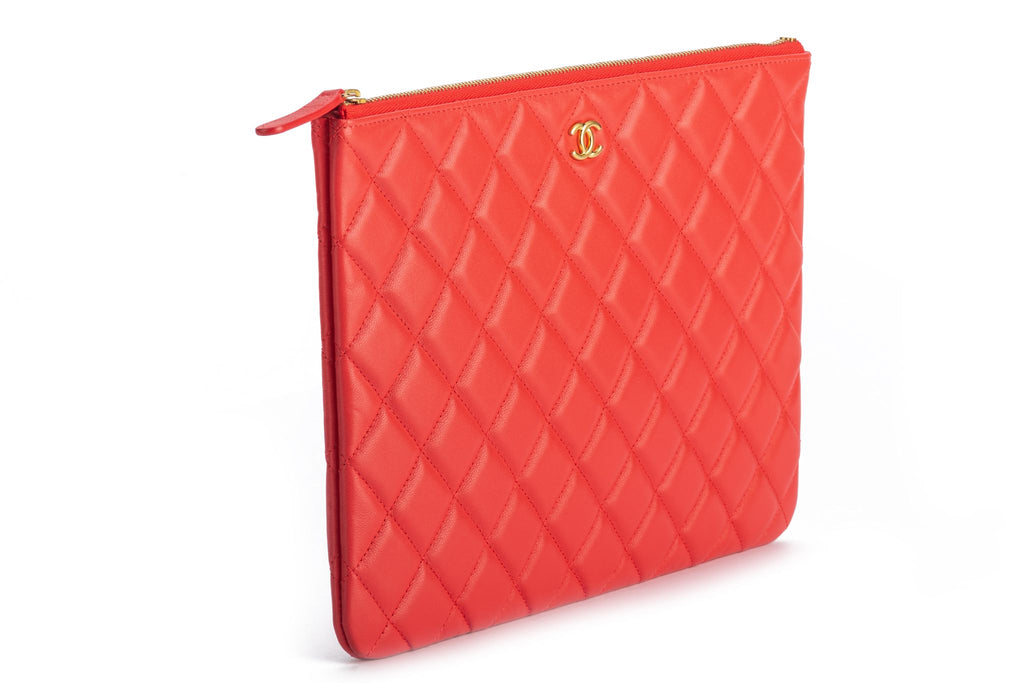 Chanel Coral Red Lambskin Quilted Clutch
