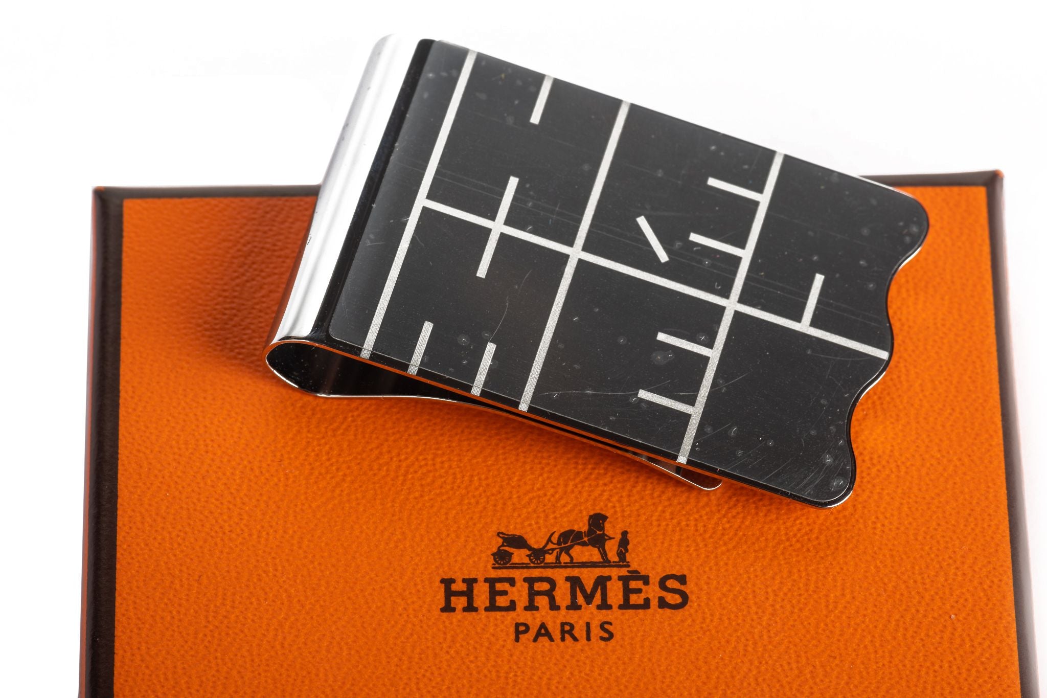 HERMES Heritage Plain Leather Logo Money Clips
