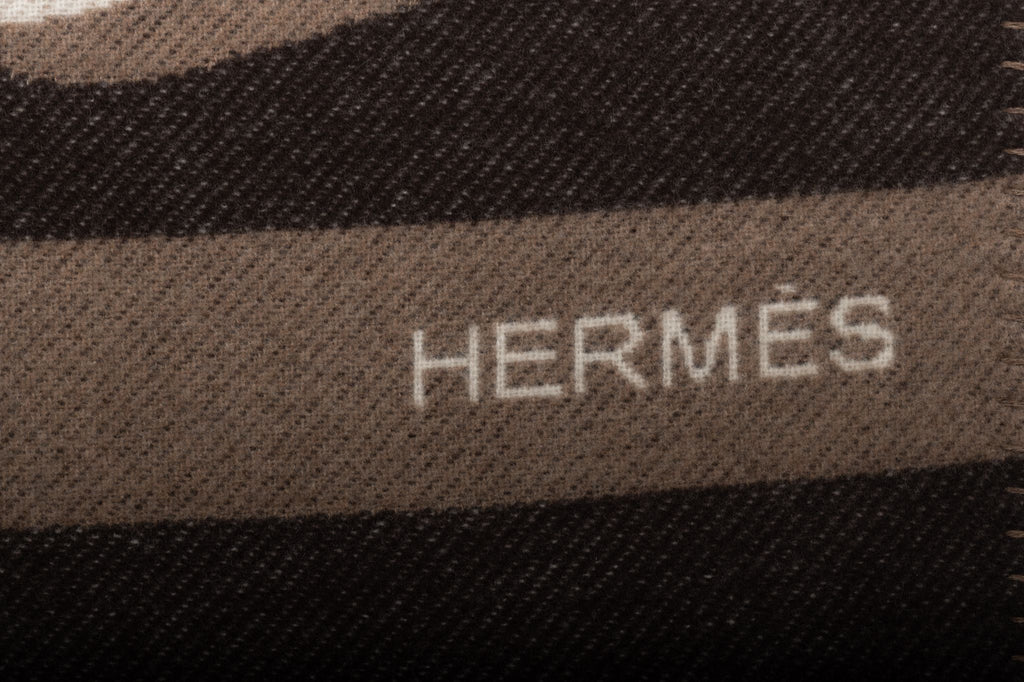 Hermes BNIB Brandebourg Etoupe Blanket
