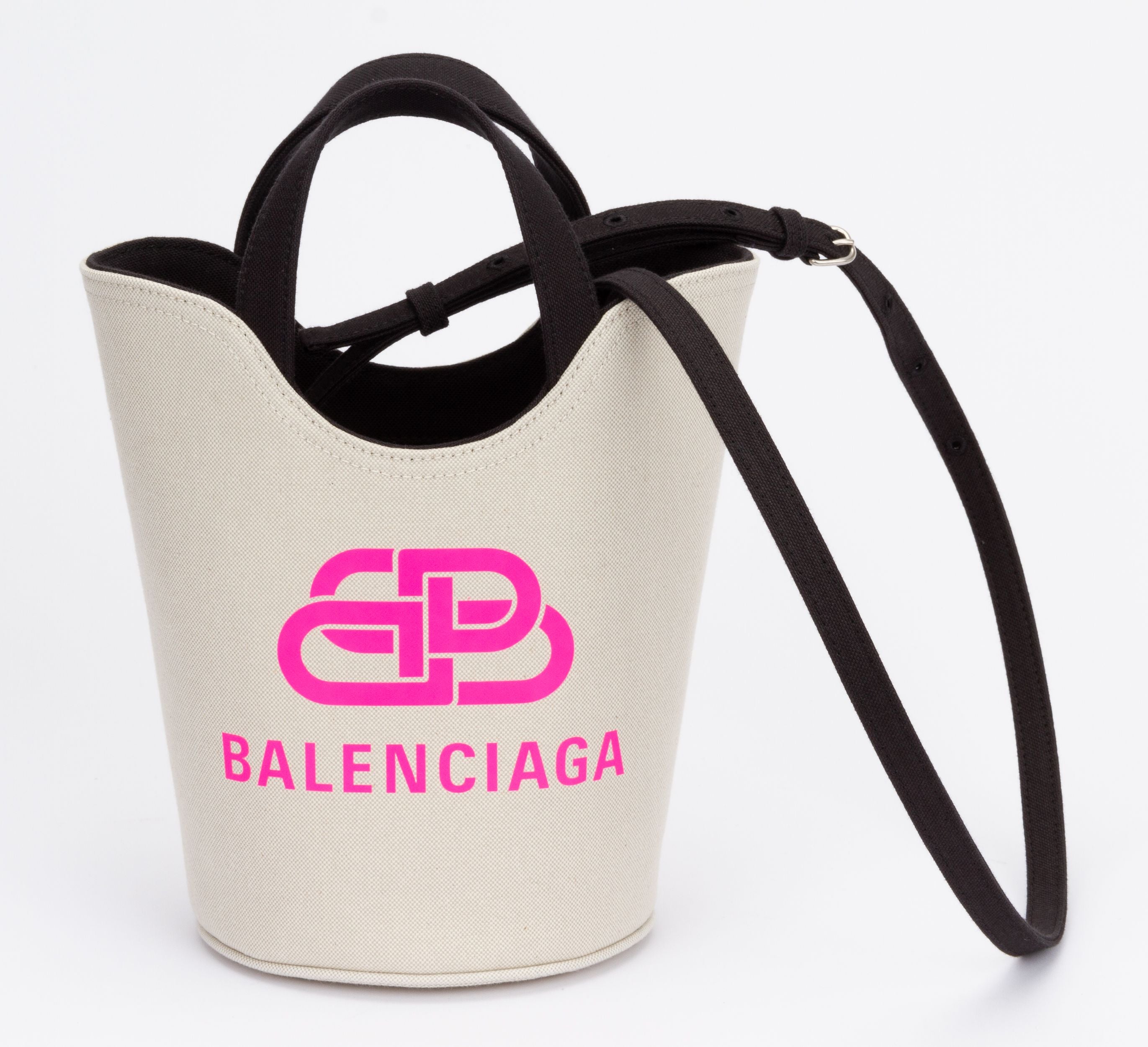 skuespillerinde fugtighed Alfabet Balenciaga Beige 2 Way Logo Bucket Bag - Vintage Lux