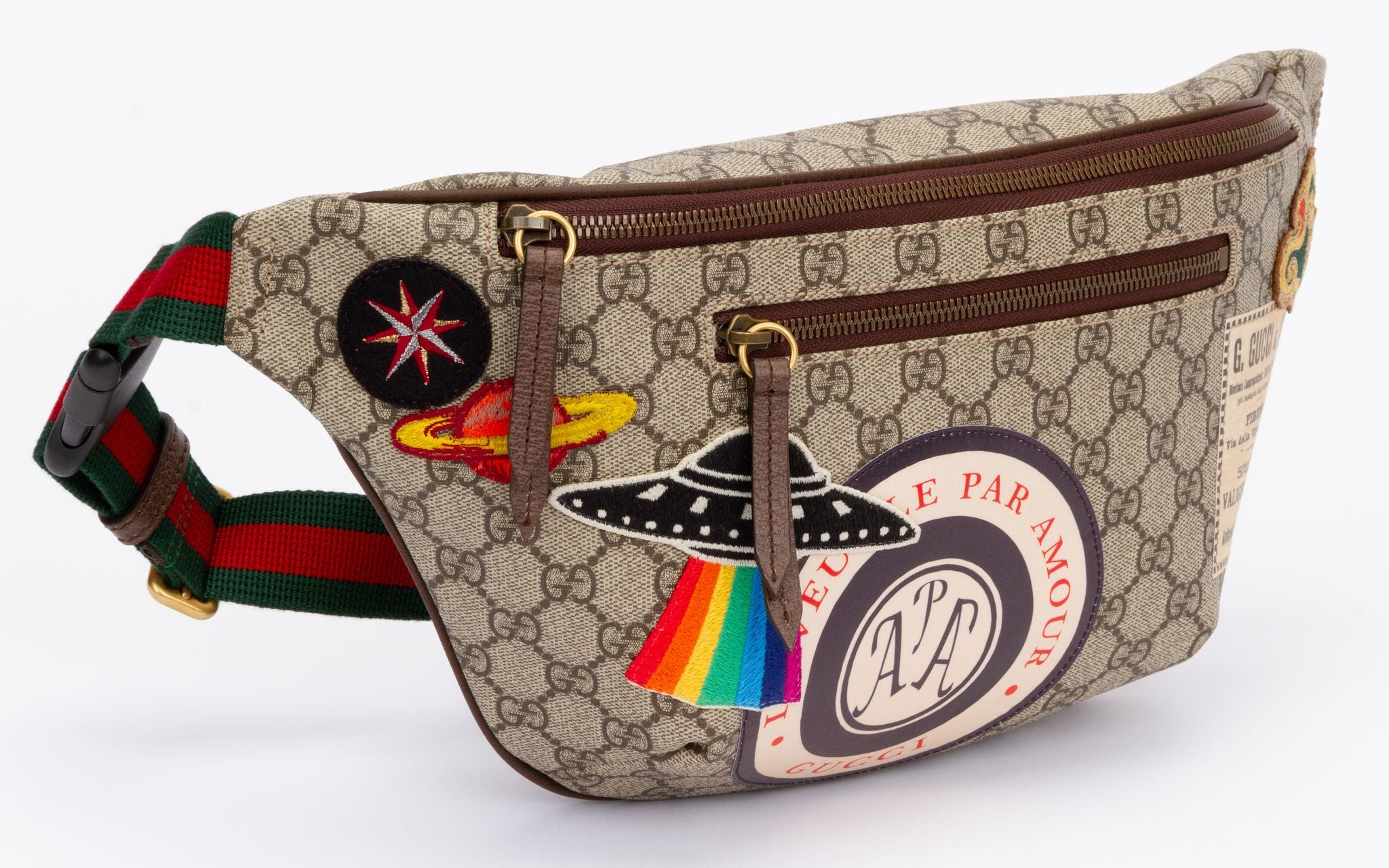 Gucci Gg Supreme Ufo Logo Patch Messenger Bag in Brown for Men