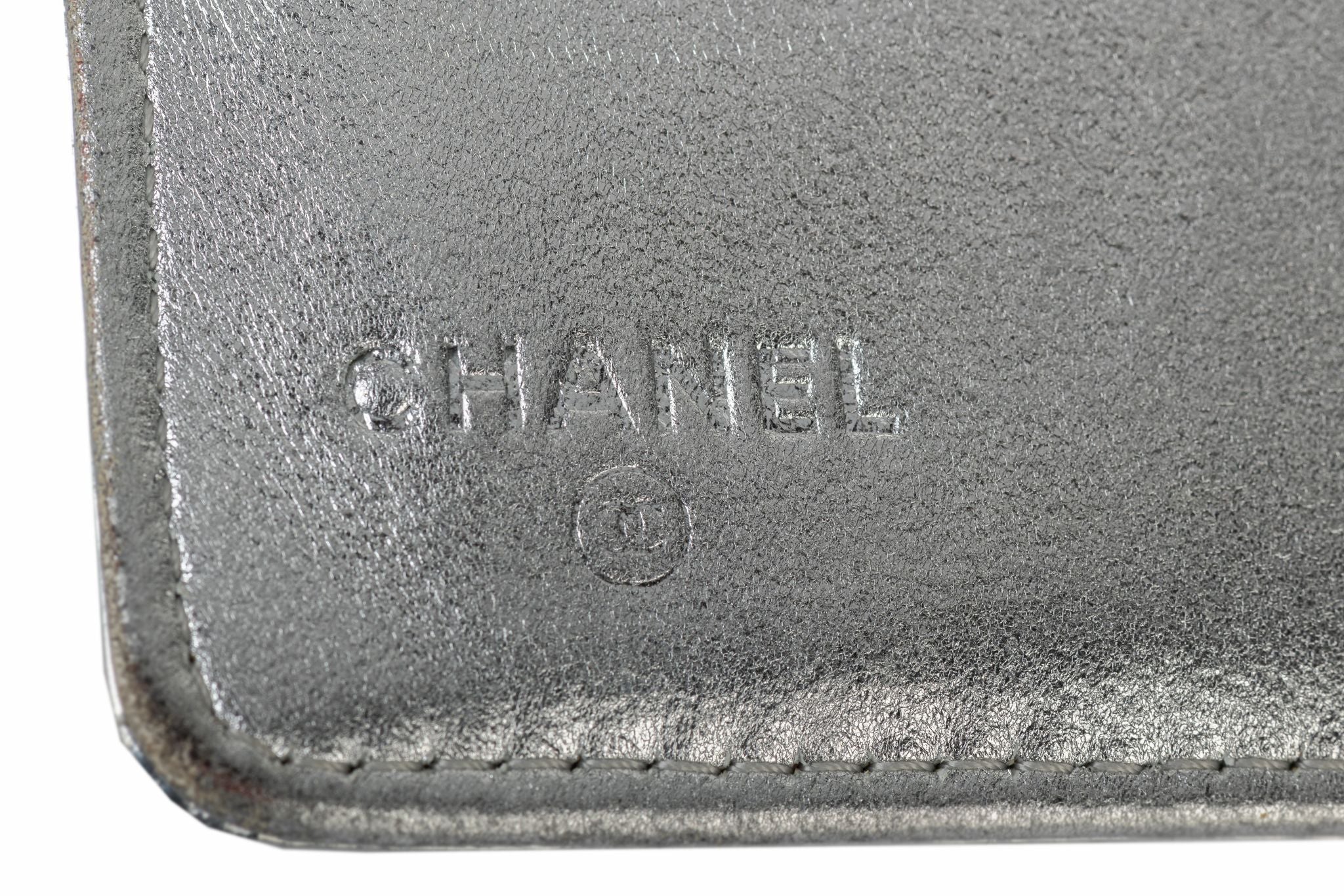 Preloved Chanel Silver Glazed Aged Calfskin Classic Flap Wallet