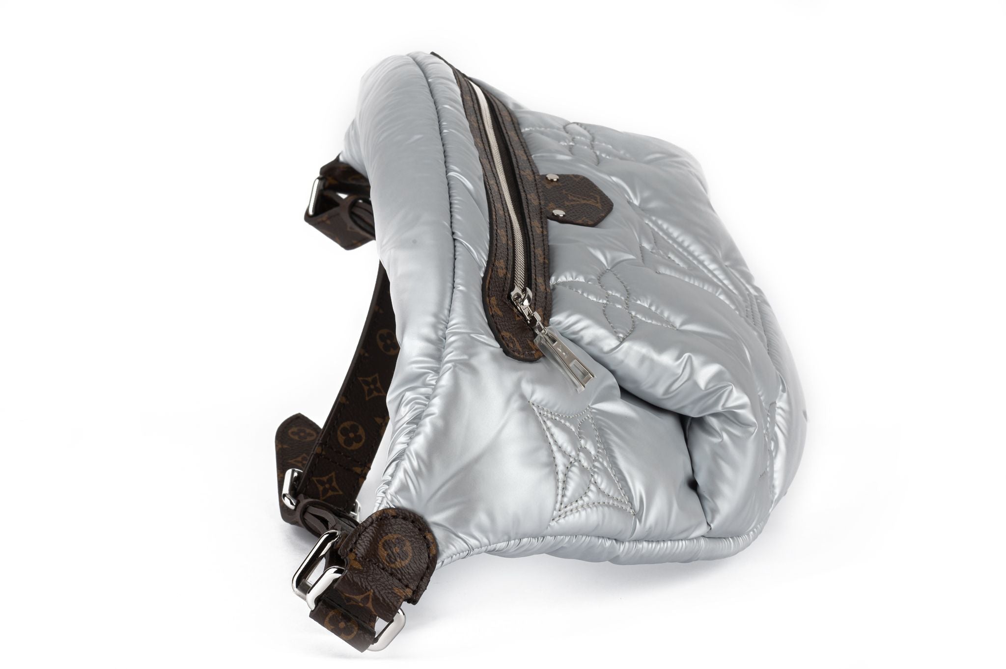 Louis Vuitton Nib Silver Pillow Bumbag Logo