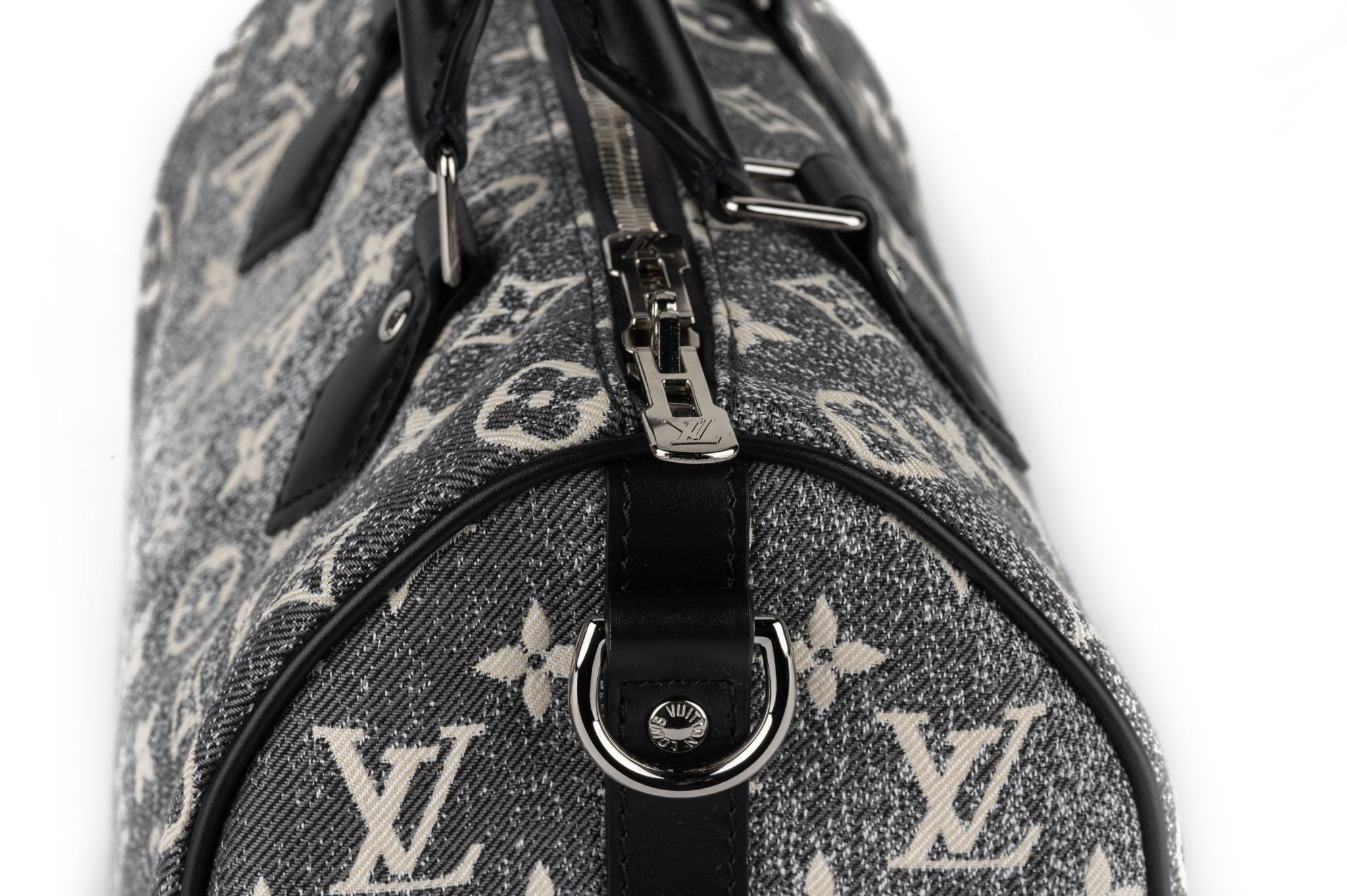 Louis Vuitton Nib Speedy 25