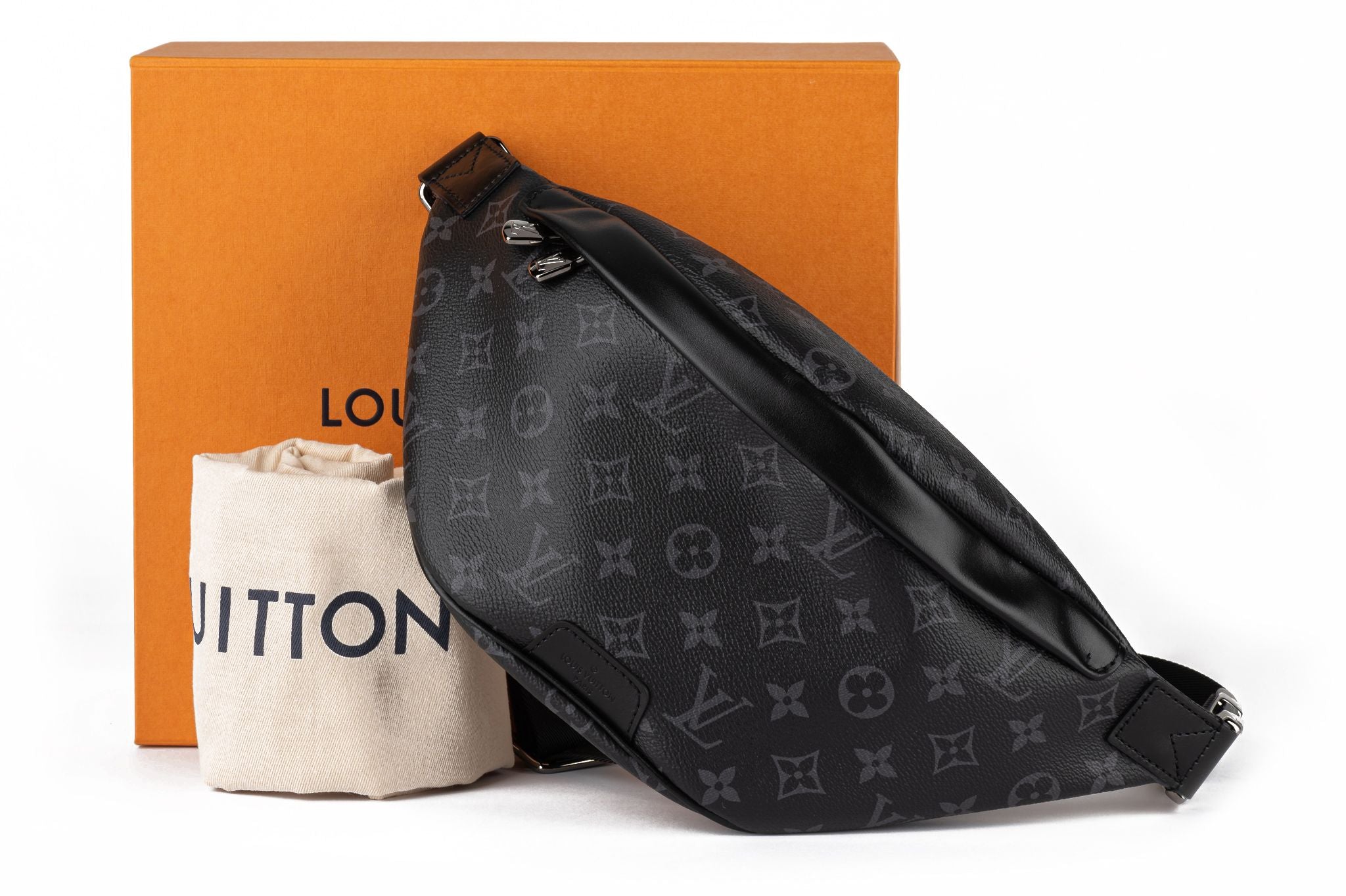 Louis Vuitton NIB Gents Black Monogram Bumbag