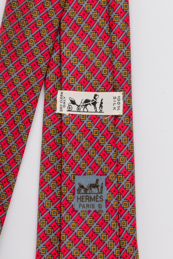 Hermès Hot Pink Geometric Silk Tie