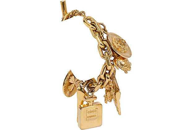 aprococo - Vintage CHANEL Bracelet with oval CROWN & CC Logo Charms