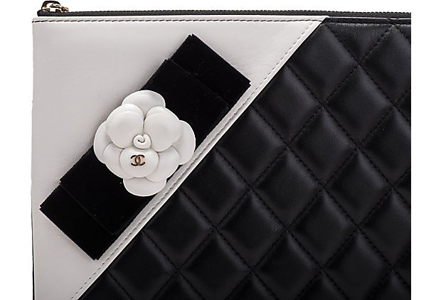 Chanel Black & White Camellia Clutch - Vintage Lux