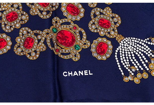 Pre-Owned Chanel scarf CHANEL silk twill CC flower motif navy