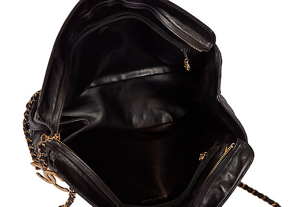 vintage black chanel quilted bag leather