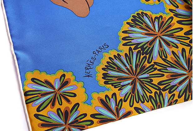 Hermès Blue Silk Giraffe Gavroche Scarf