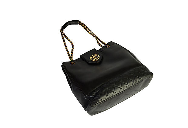 Chanel Flap Bag Push Lock Medium Black Lambskin Gold in 2023