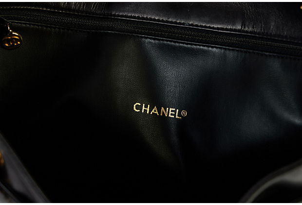 black large chanel bag vintage
