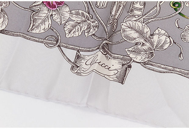 Gucci new gray flowers silk scarf